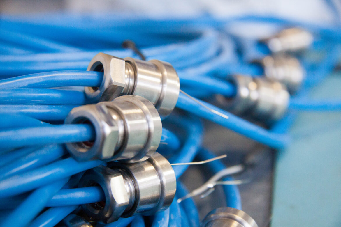 Introducing HS-170 & HS-180S Accelerometers with Enhanced Cable Choices